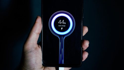 13139 M57 Autós töltő + voltmérő - 4USB + USB-C  - PD+2 SUPER+QC3.1+3.1 - 12-24V
